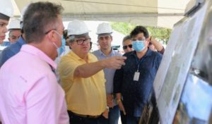 Governador visita adutora Transparaíba e destaca importância da obra o Estado